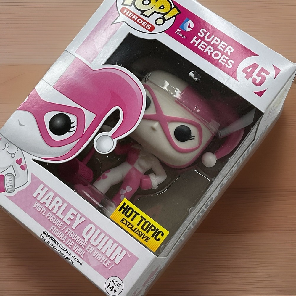 Funko Pop 45 Super Heroes‎ Harley Quinn Hot Topic Valentines Diamond Exclusive